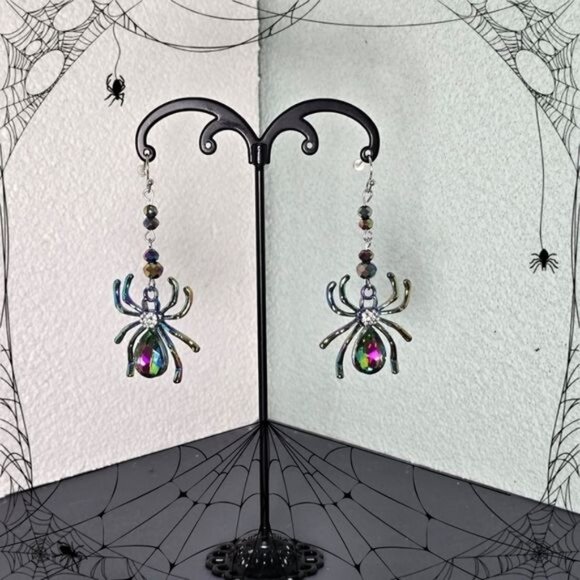 Jewelry - 🎃 Spider Design Earrings for Halloween (NWOT)